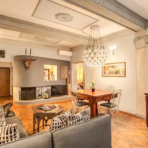 Governo Vecchio Apartment Rom