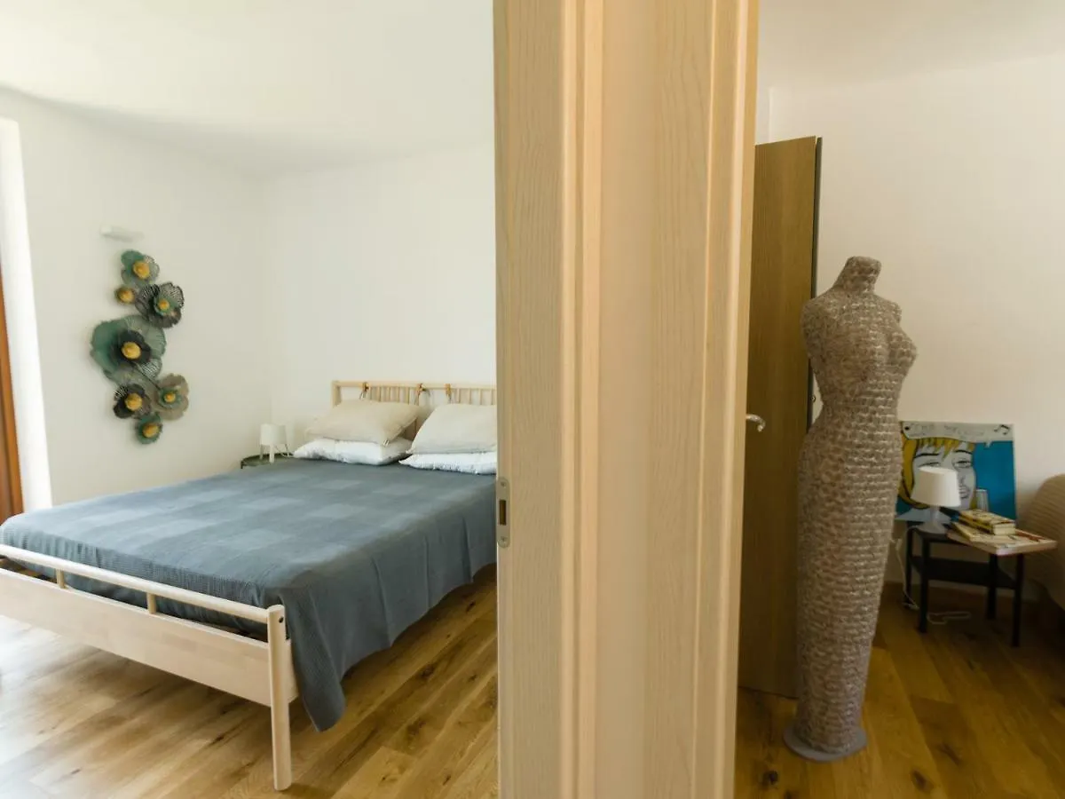 Apartmán Discesa A Lago With Terrace And Garden On Lake Iseo Riva di Solto