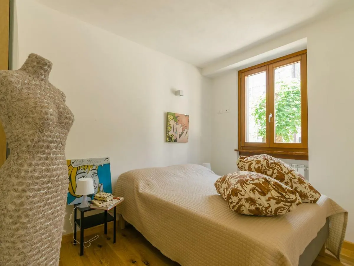 Discesa A Lago With Terrace And Garden On Lake Iseo Riva di Solto